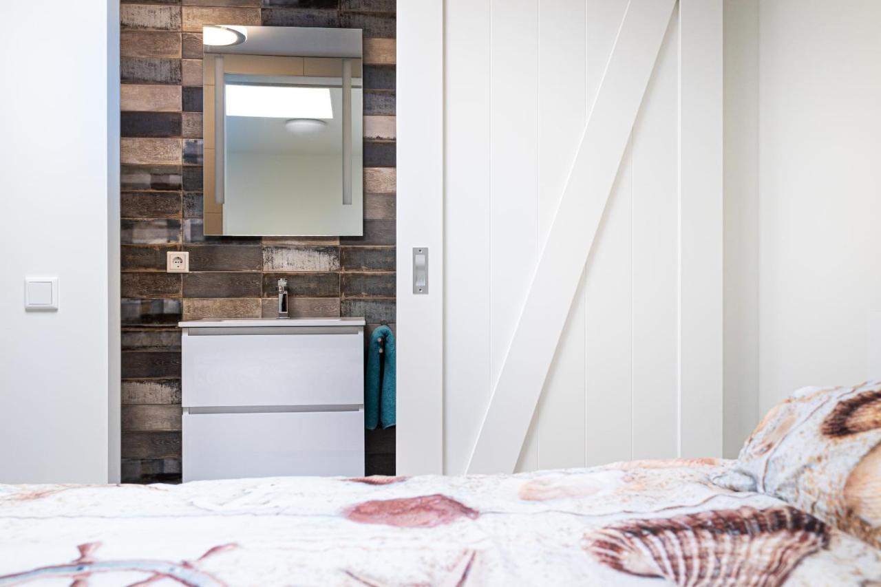 Vakantiewoning B & Bernard ドンブルグ エクステリア 写真